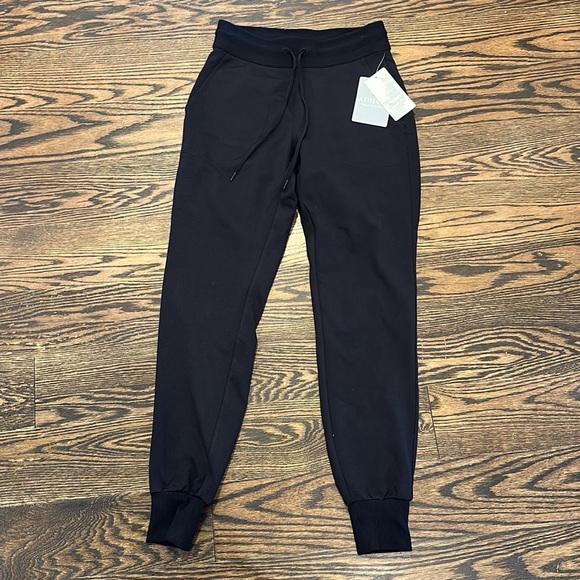 Athleta Flux jogger brand new black size xxs - Picture 2 of 5